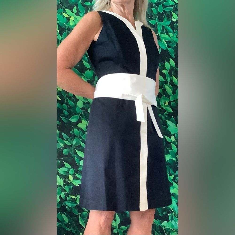 ๐ค Talbots Black Sheath Dress w/ White Trim & Obi Belt โ Size 6 - Picture 4 of 7